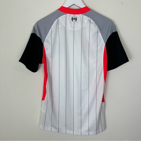 Nike 2021-22 Liverpool Air Max Club Collection - Picture 6 of 12